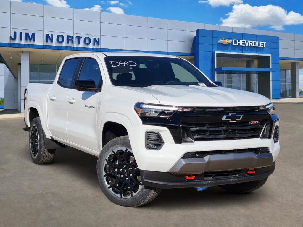 2026 Chevrolet Colorado Z71 in Summit White — front three-quarter view