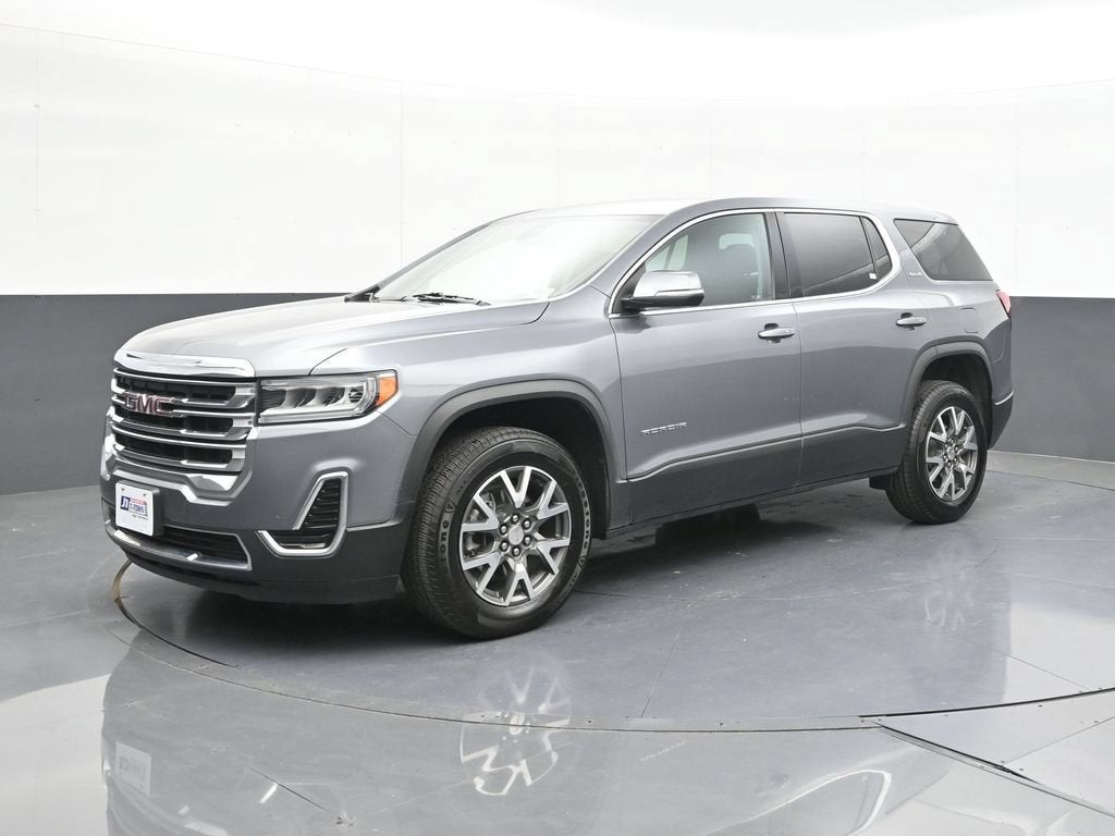 2022 GMC Acadia SLE in Satin Steel Metallic — front three-quarter view