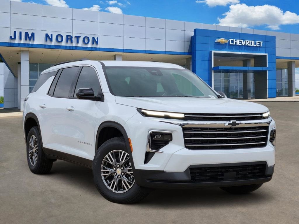 2026 Chevrolet Traverse LT in Polar White Tricoat — front three-quarter view