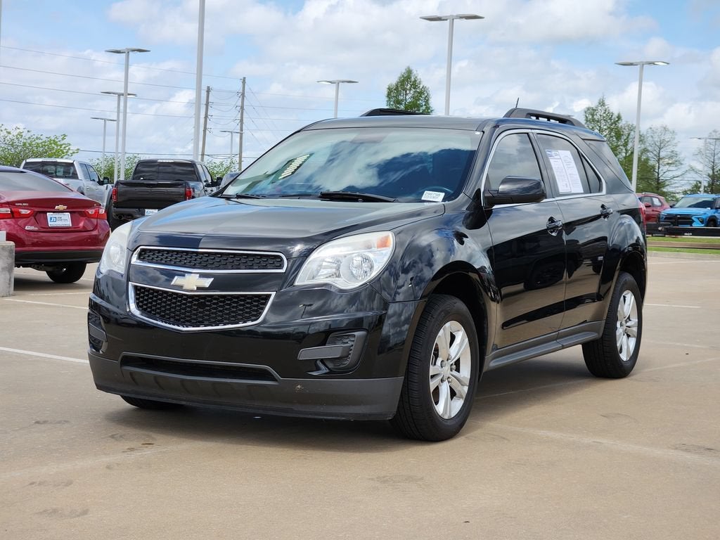 2013 Chevrolet Equinox — rear three-quarter view