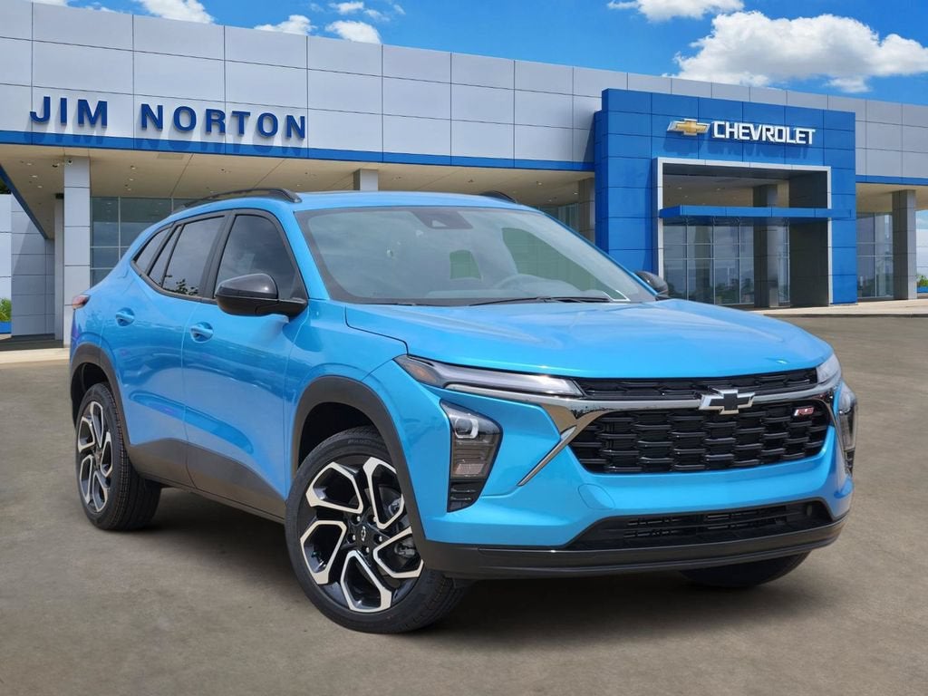 2026 Chevrolet Trax 2RS in Marina Blue Metallic — front three-quarter view
