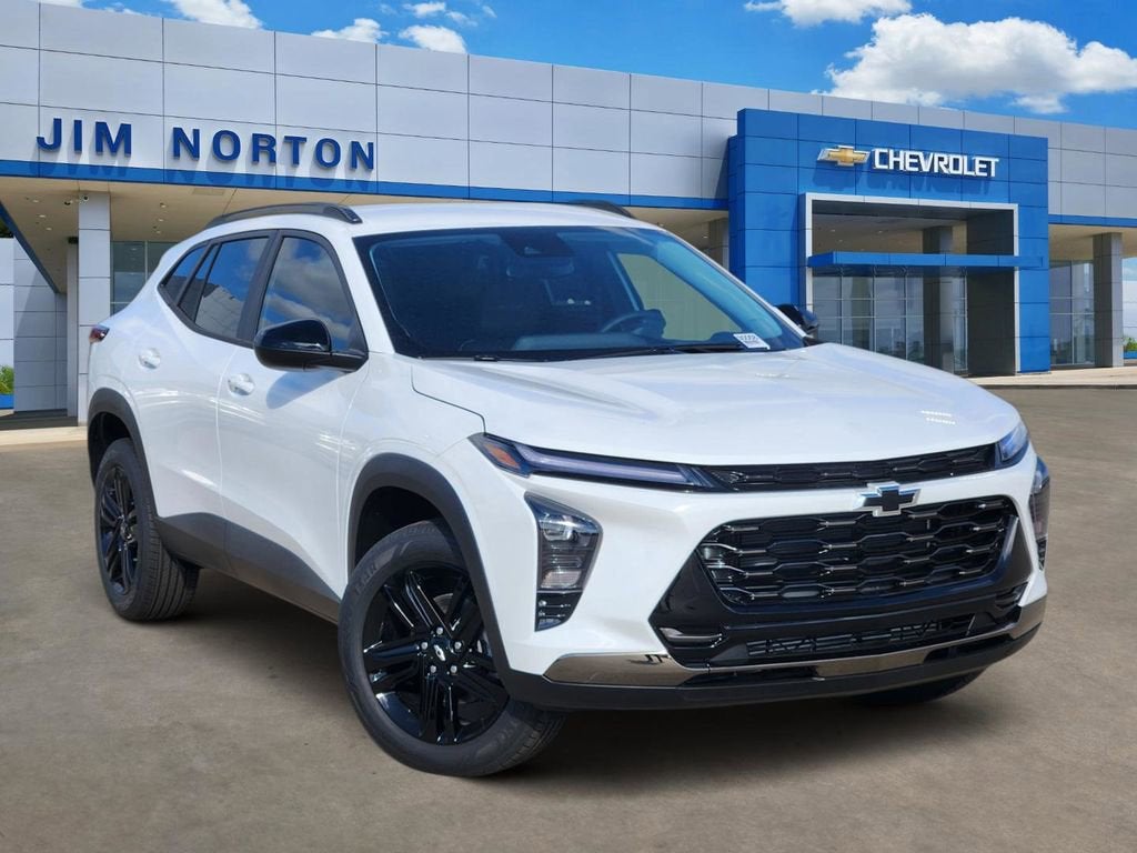2026 Chevrolet Trax ACTIV in Summit White — front three-quarter view